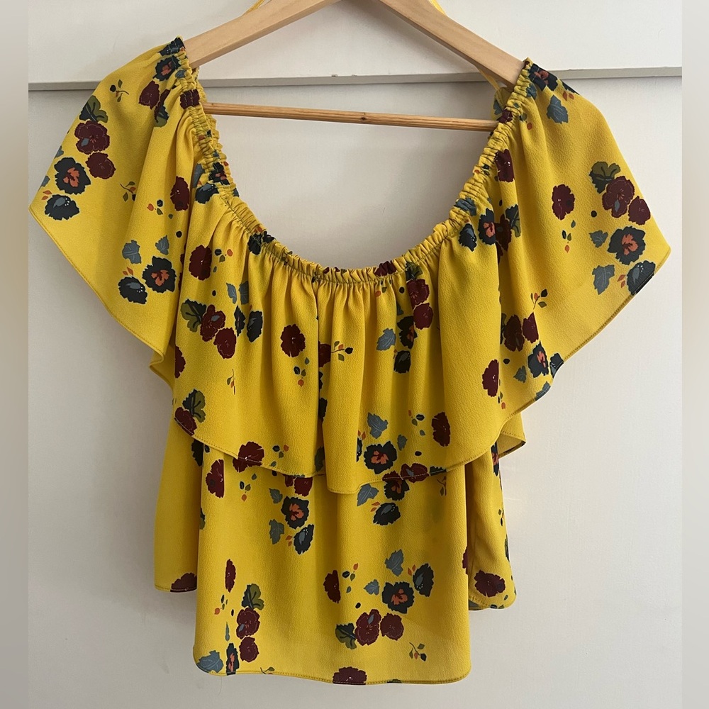 Yellow floral print off the shoulder top - size M